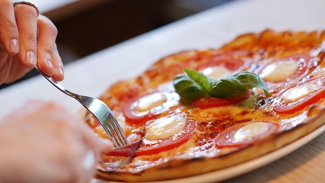 Pizza con lievito madre: ecco gli ingredienti e come farla