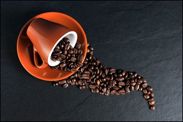 Macchina da caffè: come scegliere la migliore, modelli, parti base e come si installa